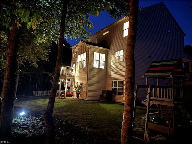 1041 Cathedral DR, Suffolk, VA 23434