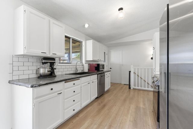 1214 S Saint Charles Rd, Spokane Valley, WA 99037