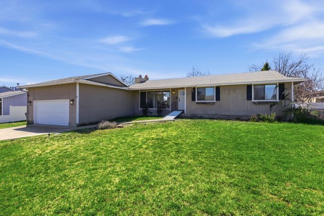 1214 S Saint Charles Rd, Spokane Valley, WA 99037