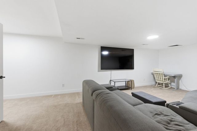 1214 S Saint Charles Rd, Spokane Valley, WA 99037