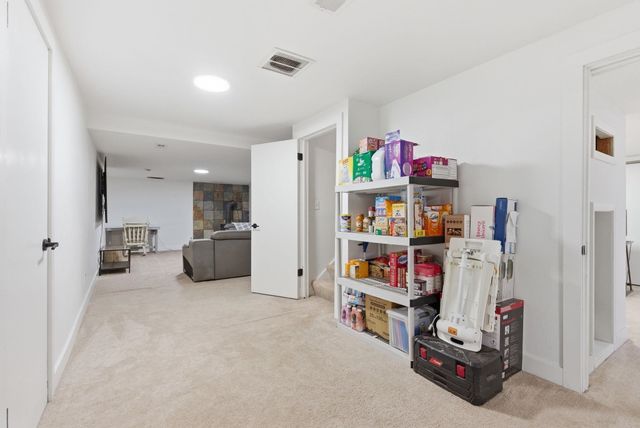 1214 S Saint Charles Rd, Spokane Valley, WA 99037