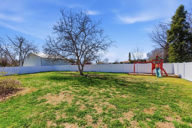 1214 S Saint Charles Rd, Spokane Valley, WA 99037