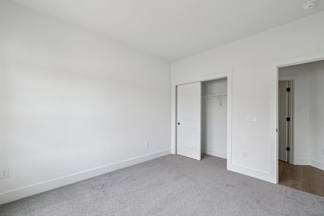 516 Restoration Dr, Smyrna, TN 37167