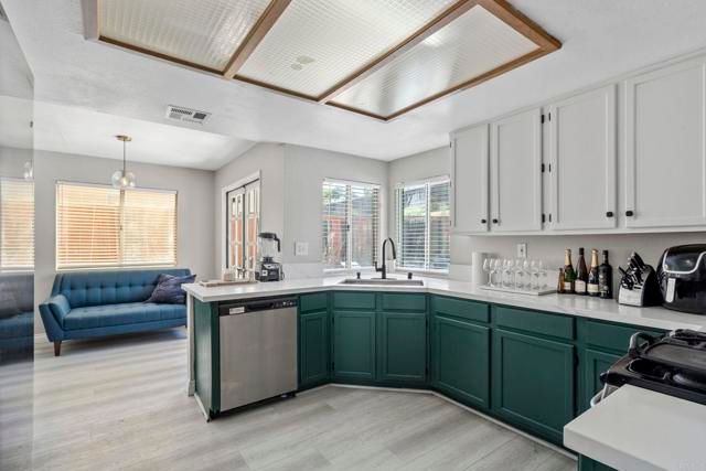 40037 White Leaf Lane, Murrieta, CA 92562