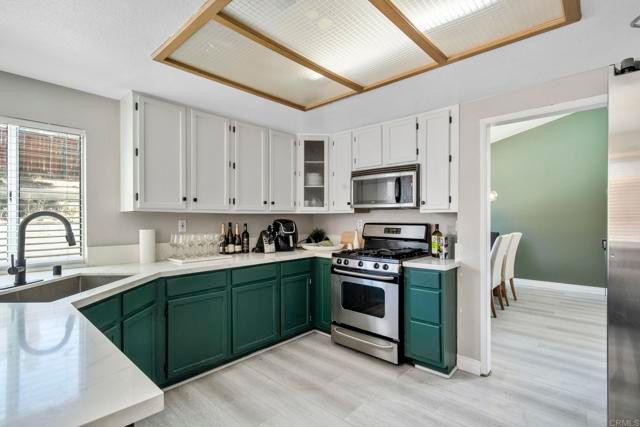 40037 White Leaf Lane, Murrieta, CA 92562