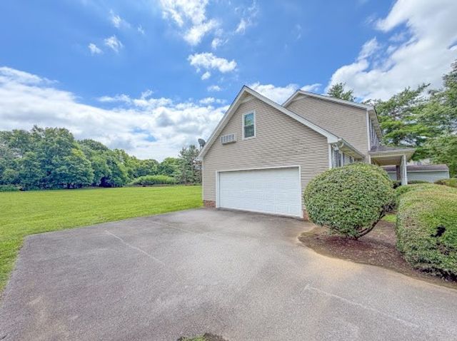 2019 Almaville Rd, N, Smyrna, TN 37167