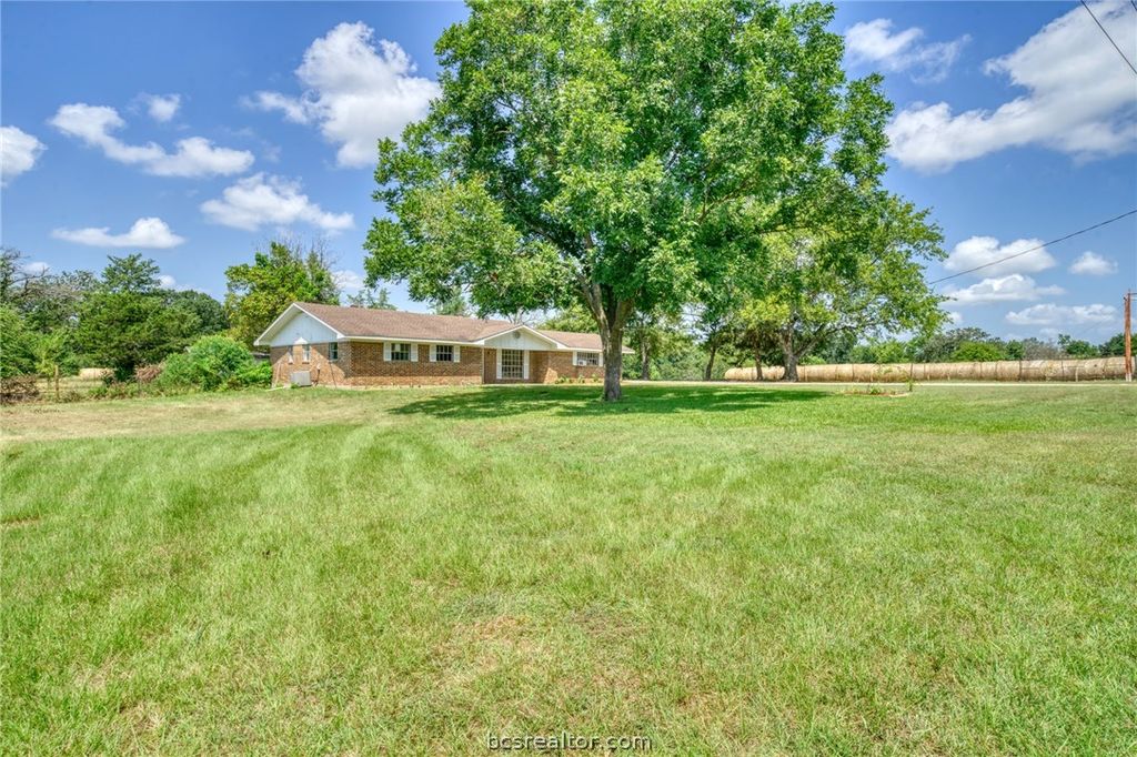 1927 Highway 75 N, Madisonville, TX 77864 — photo 3
