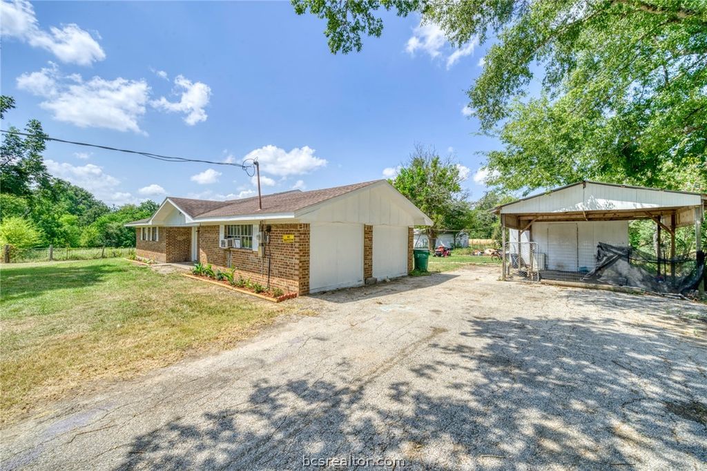 1927 Highway 75 N, Madisonville, TX 77864 — photo 5