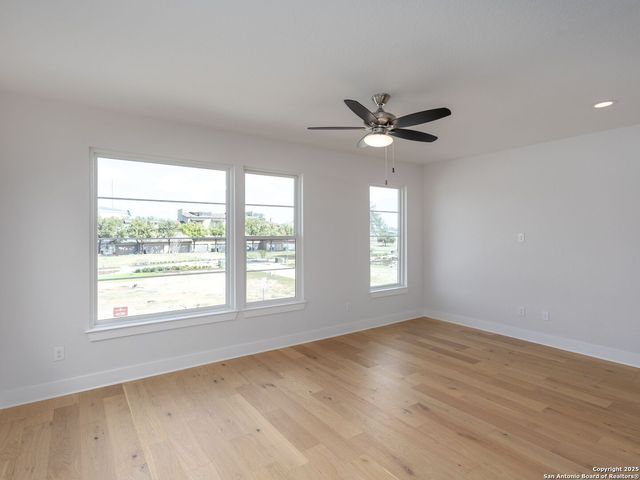 558 McMonigal Place, San Antonio, TX 78210