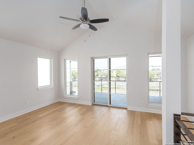 558 McMonigal Place, San Antonio, TX 78210