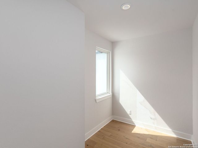 558 McMonigal Place, San Antonio, TX 78210