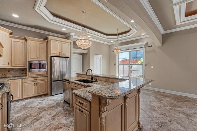 27 Chez Moi Drive, Bossier City, LA 71111