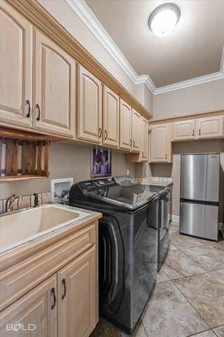 27 Chez Moi Drive, Bossier City, LA 71111