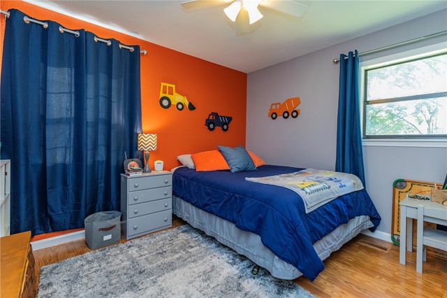 11718 S Landers Road, Rogers, AR 72756