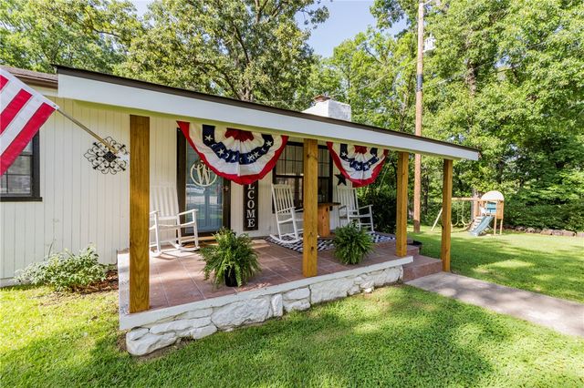 11718 S Landers Road, Rogers, AR 72756
