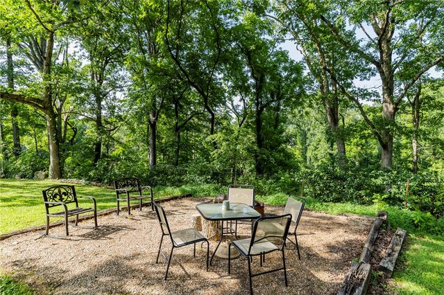 11718 S Landers Road, Rogers, AR 72756