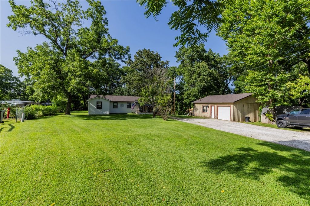 11718 S Landers Road, Rogers, AR 72756