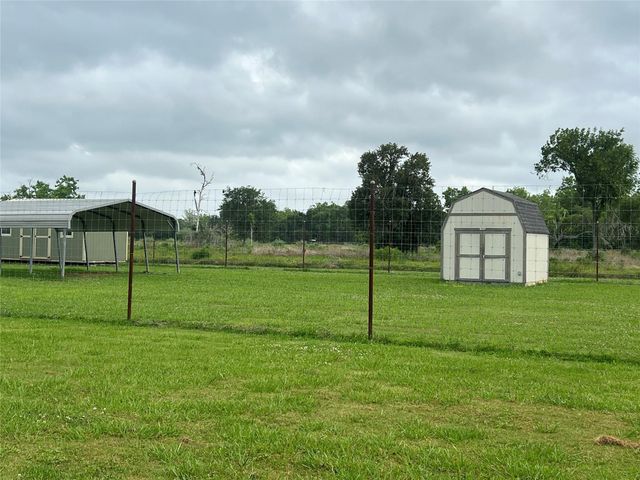 2797 County Road 519, Brazoria, TX 77422