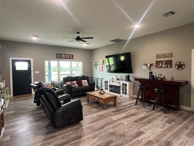 2797 County Road 519, Brazoria, TX 77422