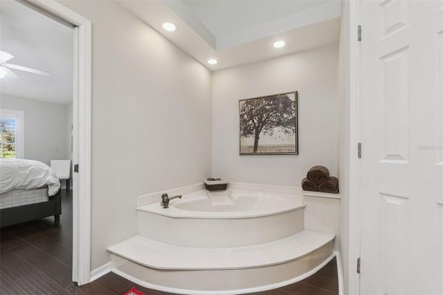 100 WIMBLEDON CIRCLE, Lake Mary, FL 32746