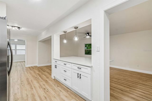 6781 33RD AVENUE N, St Petersburg, FL 33710