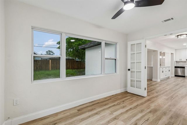 6781 33RD AVENUE N, St Petersburg, FL 33710