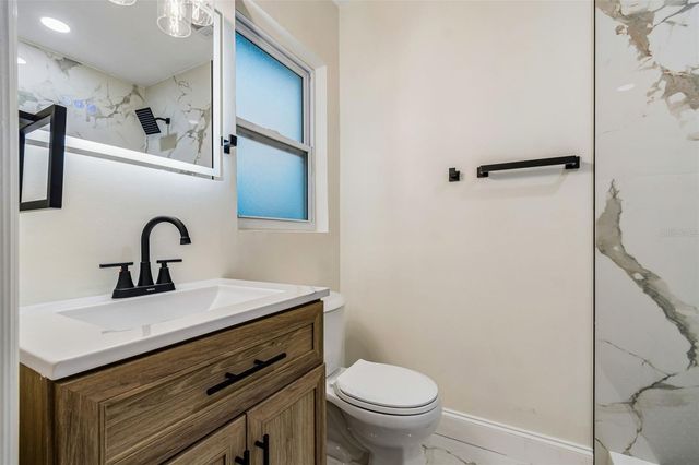6781 33RD AVENUE N, St Petersburg, FL 33710