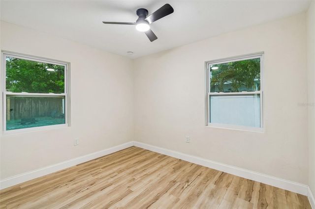 6781 33RD AVENUE N, St Petersburg, FL 33710