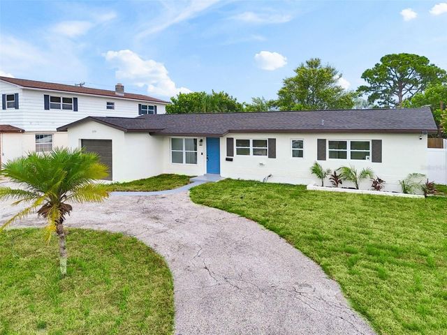 6781 33RD AVENUE N, St Petersburg, FL 33710