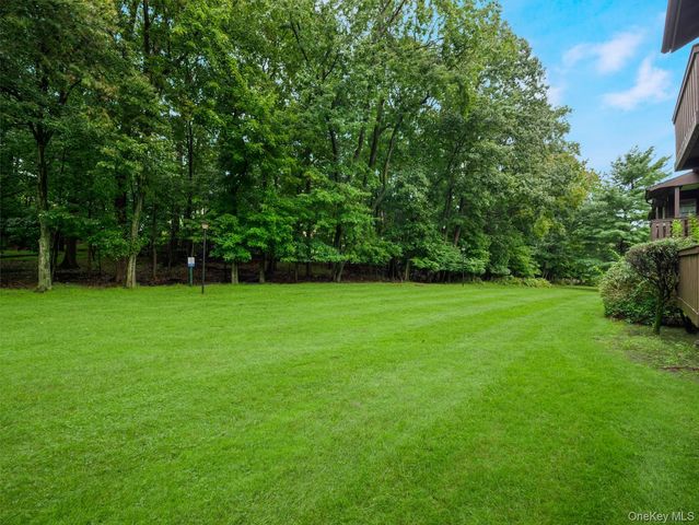 337 Sierra Vista Lane, Valley Cottage, NY 10989