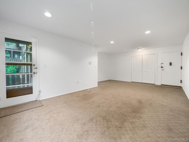 337 Sierra Vista Lane, Valley Cottage, NY 10989