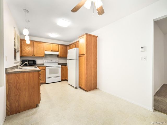 337 Sierra Vista Lane, Valley Cottage, NY 10989