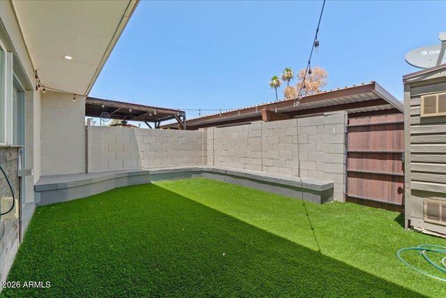 4233 N MILLER Road, Scottsdale, AZ 85251