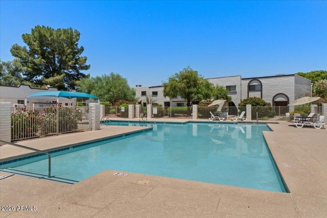 4233 N MILLER Road, Scottsdale, AZ 85251