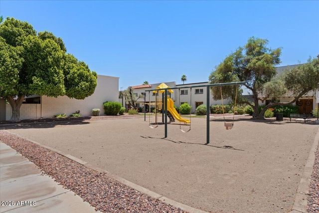4233 N MILLER Road, Scottsdale, AZ 85251