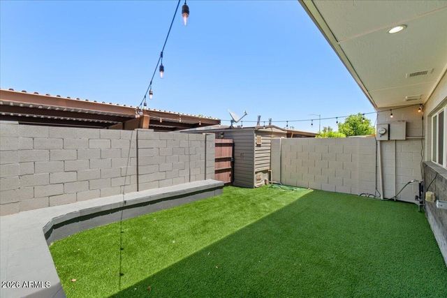 4233 N MILLER Road, Scottsdale, AZ 85251