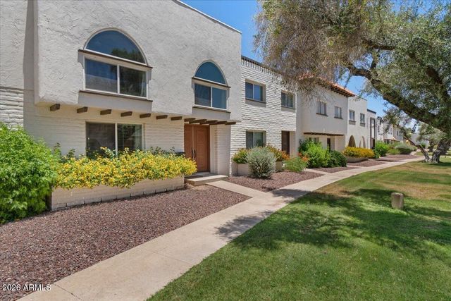 4233 N MILLER Road, Scottsdale, AZ 85251