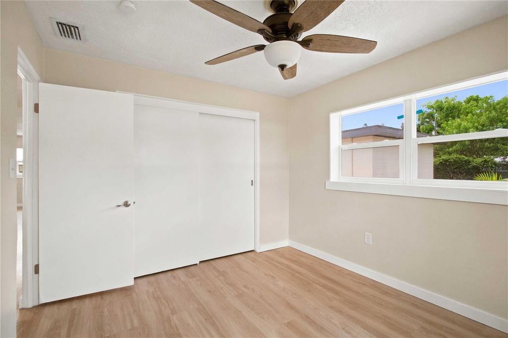 Image 33 of property listing at 2057 GARDEN PARKWAY, Bradenton, FL 34205