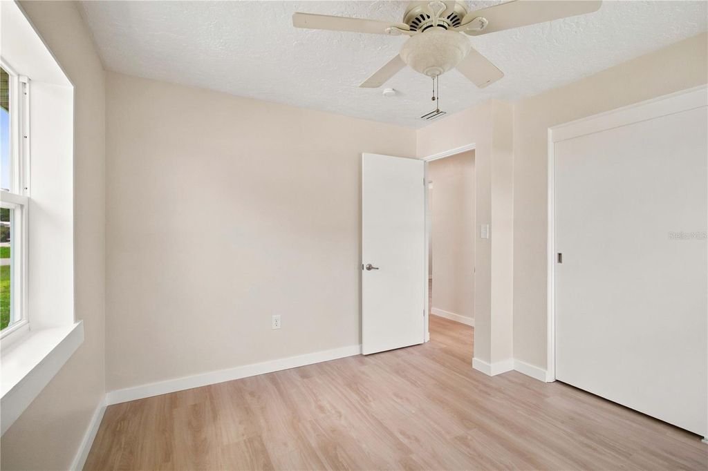 Image 38 of property listing at 2057 GARDEN PARKWAY, Bradenton, FL 34205