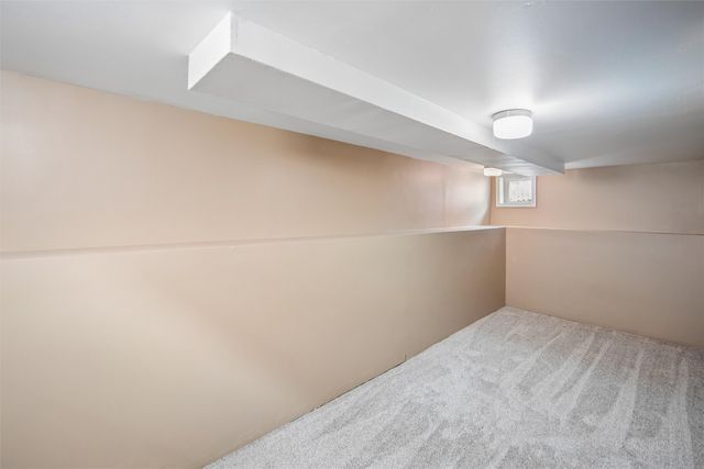 3821 8th Place, Des Moines, IA 50313