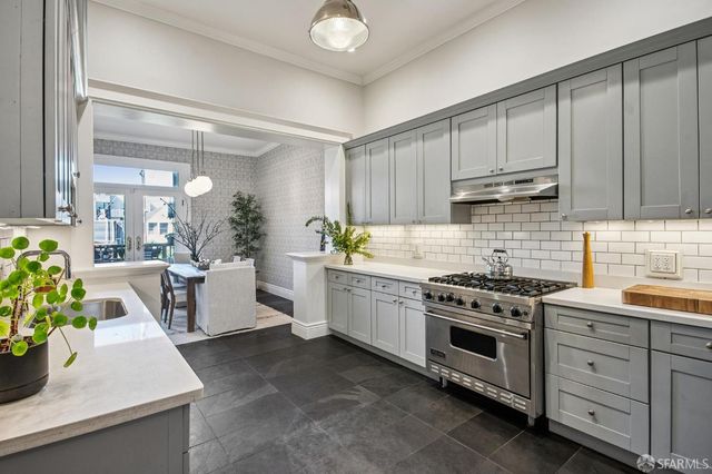 276 Page Street, San Francisco, CA 94102