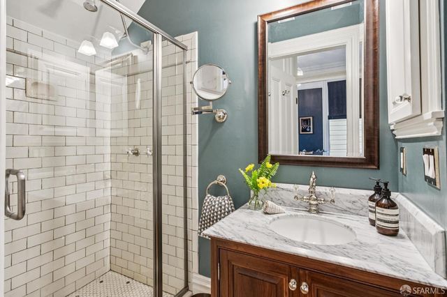 276 Page Street, San Francisco, CA 94102