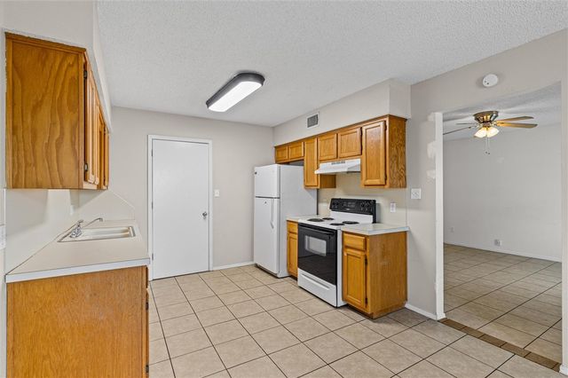 11 Wilson Street, Farmington, AR 72730