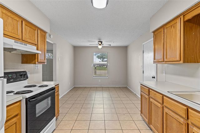 11 Wilson Street, Farmington, AR 72730