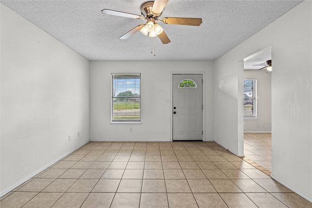 11 Wilson Street, Farmington, AR 72730