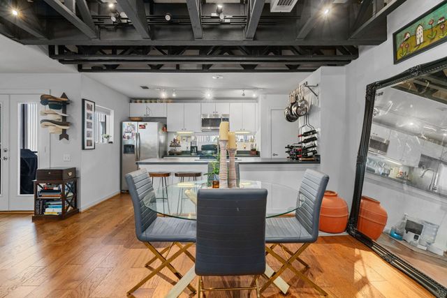 1235 Buckner Street, Houston, TX 77019