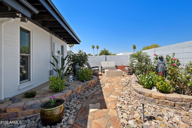 9609 N 35th Place, Phoenix, AZ 85028