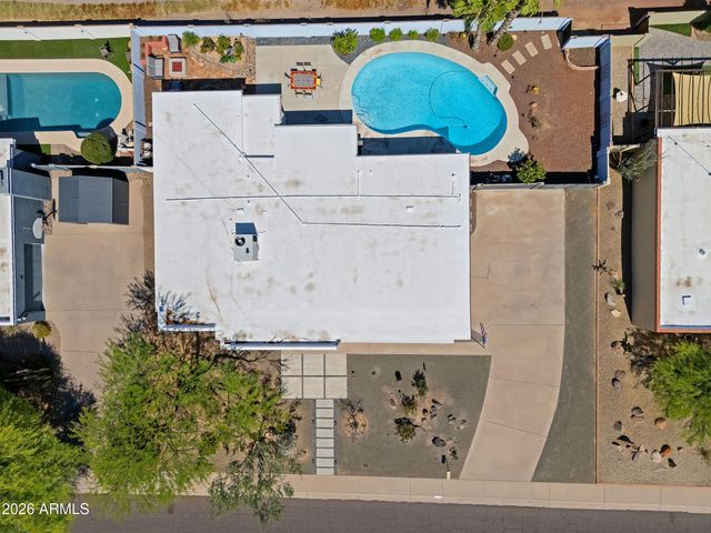 9609 N 35th Place, Phoenix, AZ 85028