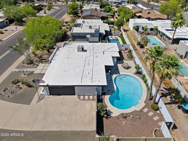 9609 N 35th Place, Phoenix, AZ 85028