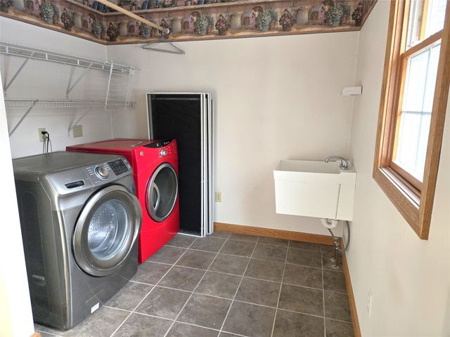 5207 BIRWOOD Drive, Harborcreek, PA 16511